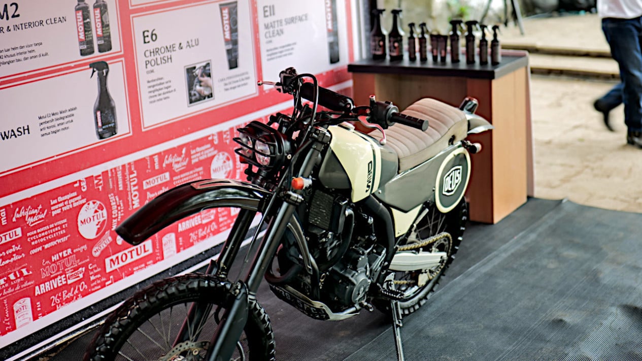 Bukan Cuma Oli, Motul Kini Masuk ke Dunia Perawatan Motor
