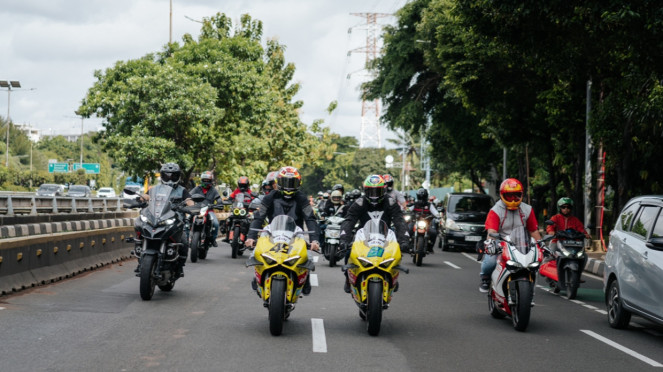 Valentino Rossi Hadir di Jakarta Bersama Pertamina Enduro VR46 Jelang Grand Prix Indonesia