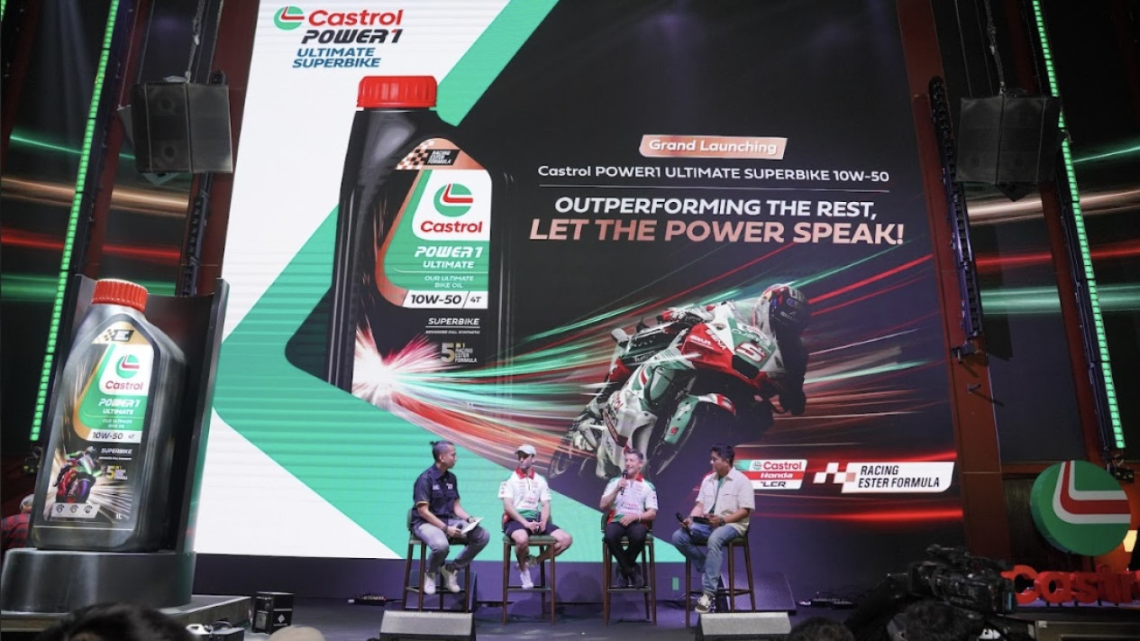 Castrol Bawa Formula Balap ke Jalanan