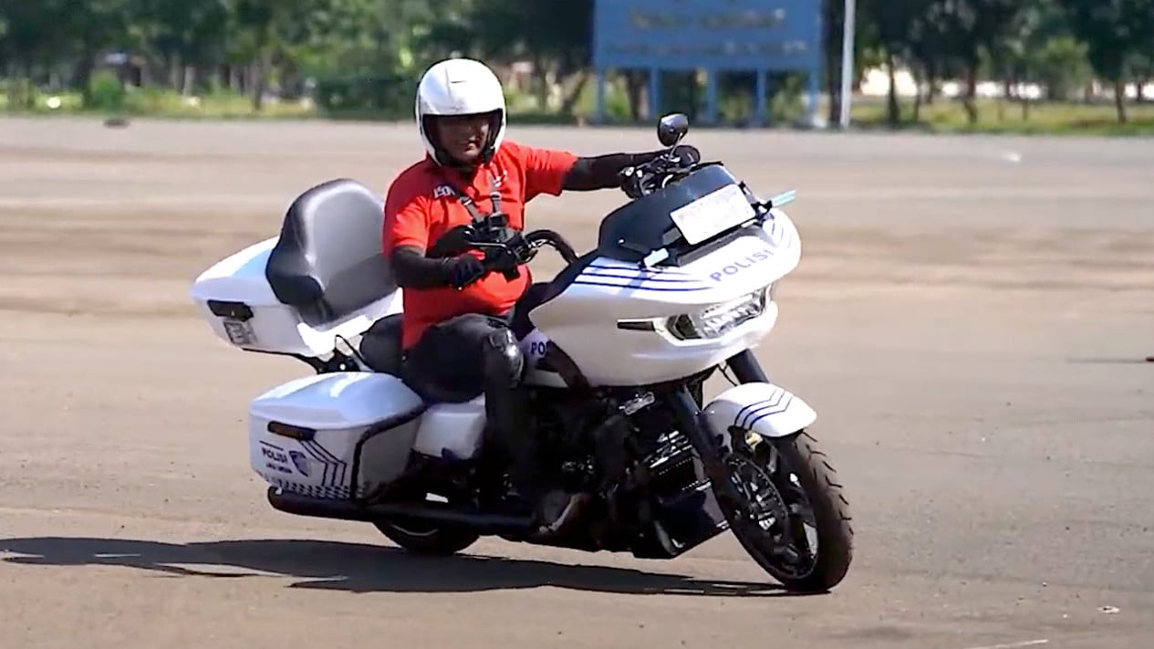 Motor Patwal Dilengkapi Jok Boncengan, Ternyata Ini Fungsinya
