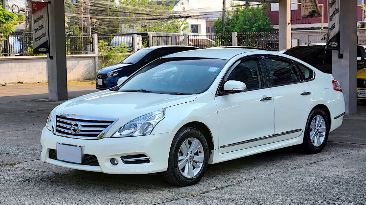 Nissan, Nissan Teana, Harga Bekas Nissan Teana: Sedan Kalem Favorit Kaum Old Money