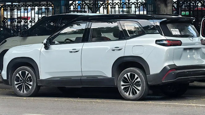 Wuling Starlight 560 Siap Meluncur, Ada Varian Bensin, Hybrid dan Listrik