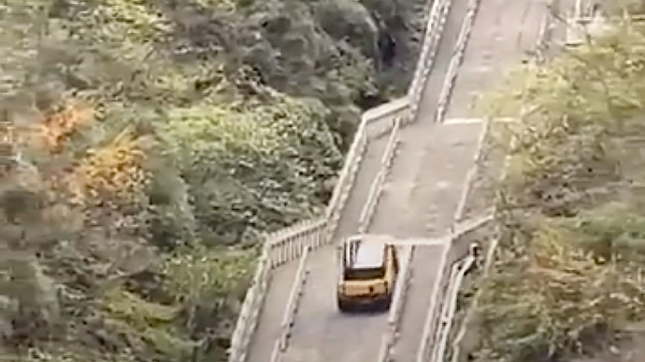 Mobil Chery Coba Taklukkan Tangga Paling Ekstrem di Dunia, Hasilnya di Luar Prediksi