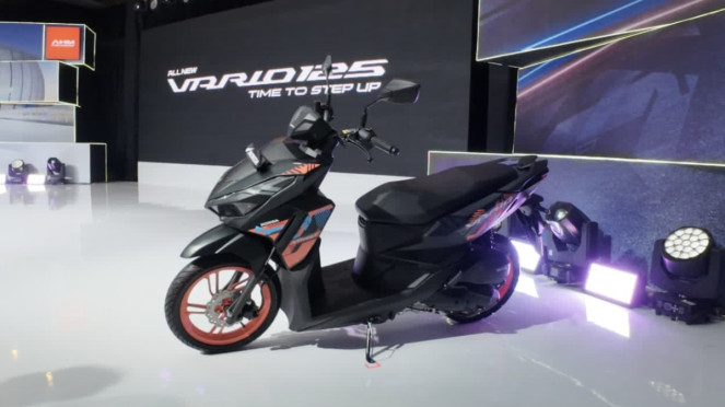 Kesan Pertama Berkendara Honda Vario 125 Terbaru: Jadi Sorotan di Jalanan Perkotaan