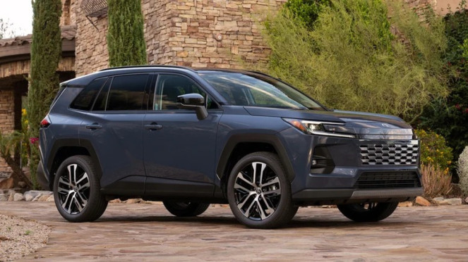 Model Mobil Toyota Ini Siap Tinggalkan Mesin Bensin, Kini Full Hybrid dan PHEV