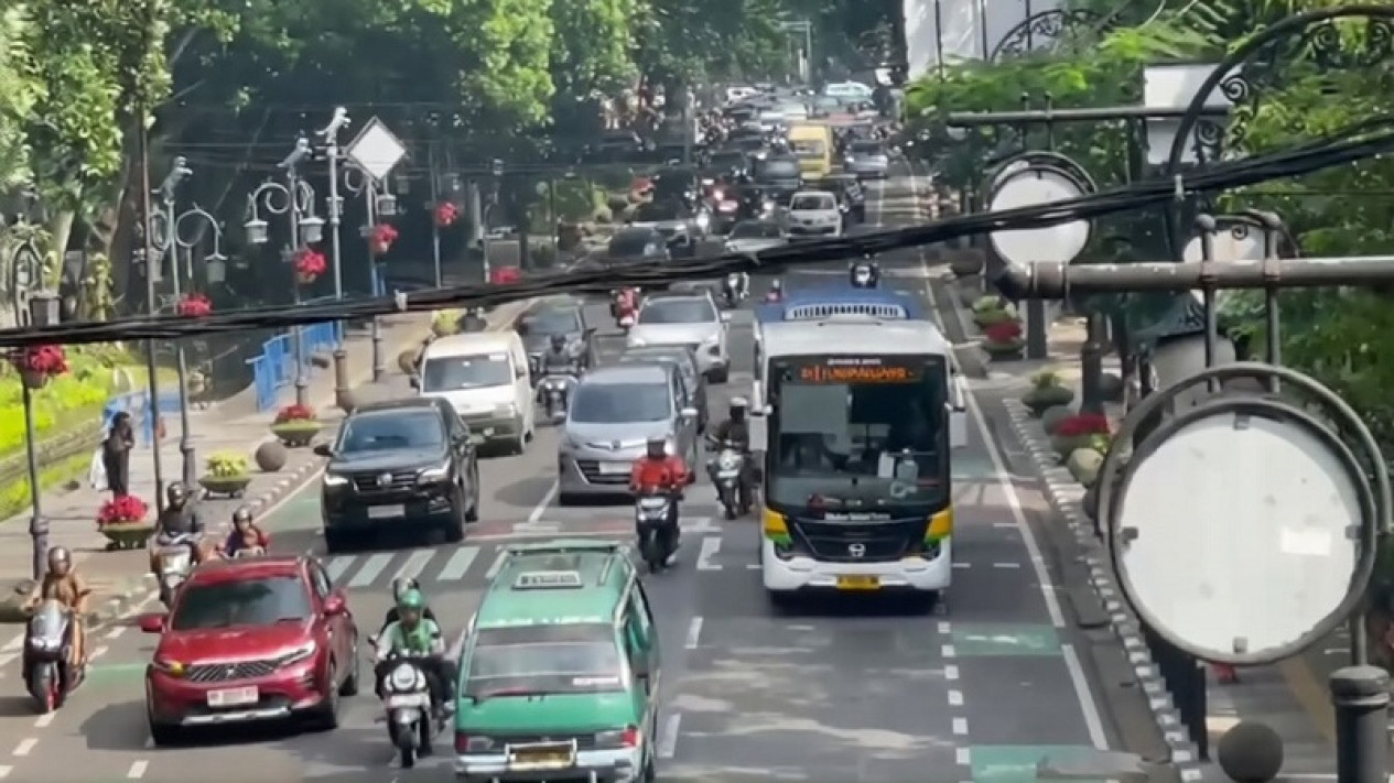 Kondisi Lalu Lintas Bandung Menghangat di Musim Libur Nataru