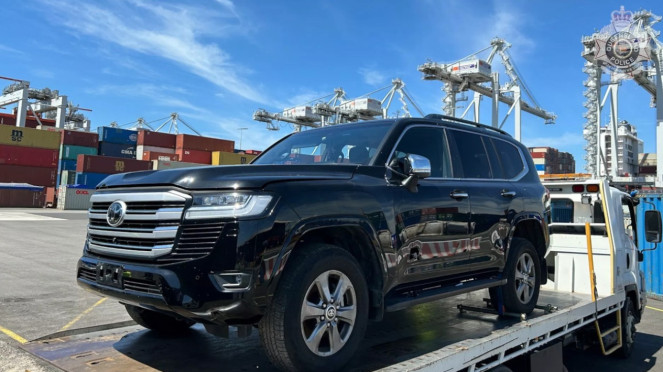 Maling Mobil Berburu Land Cruiser hingga Australia