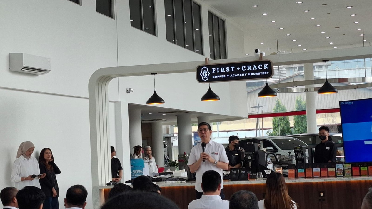 Diler Mobil Putar Otak Hadapi 2026, Ubah Konsep Showroom