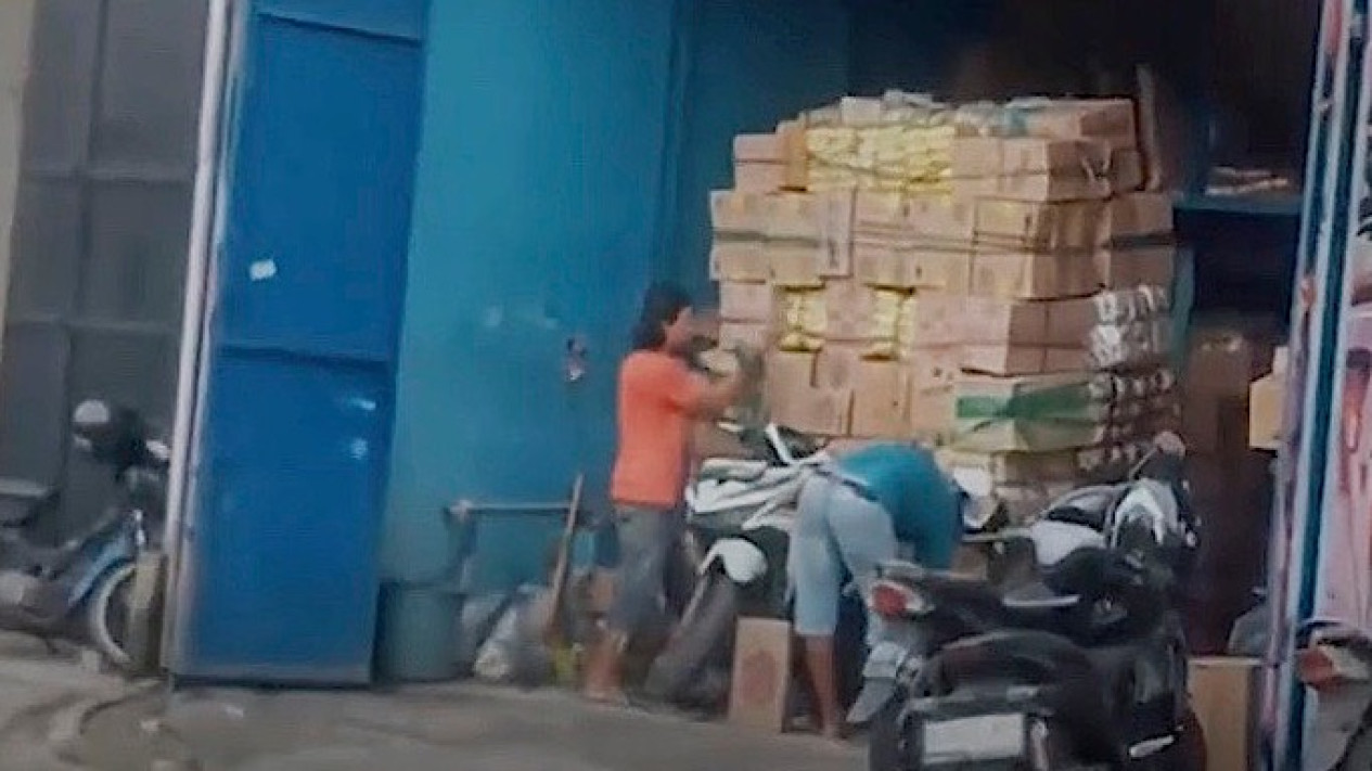 Honda, Viral di Cengkareng, Honda Vario Bawa Muatan Setara Gran Max