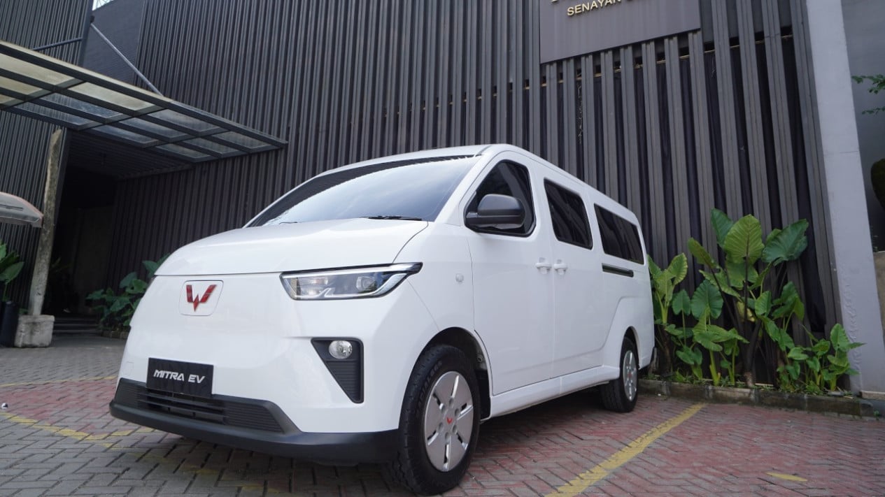 Wuling, Ambulans Listrik Wuling Segera Beroperasi di Jakarta
