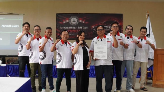 Komunitas Pecinta Mercedes-Benz Bekasi Raya Lanjutkan Regenerasi Kepemimpinan
