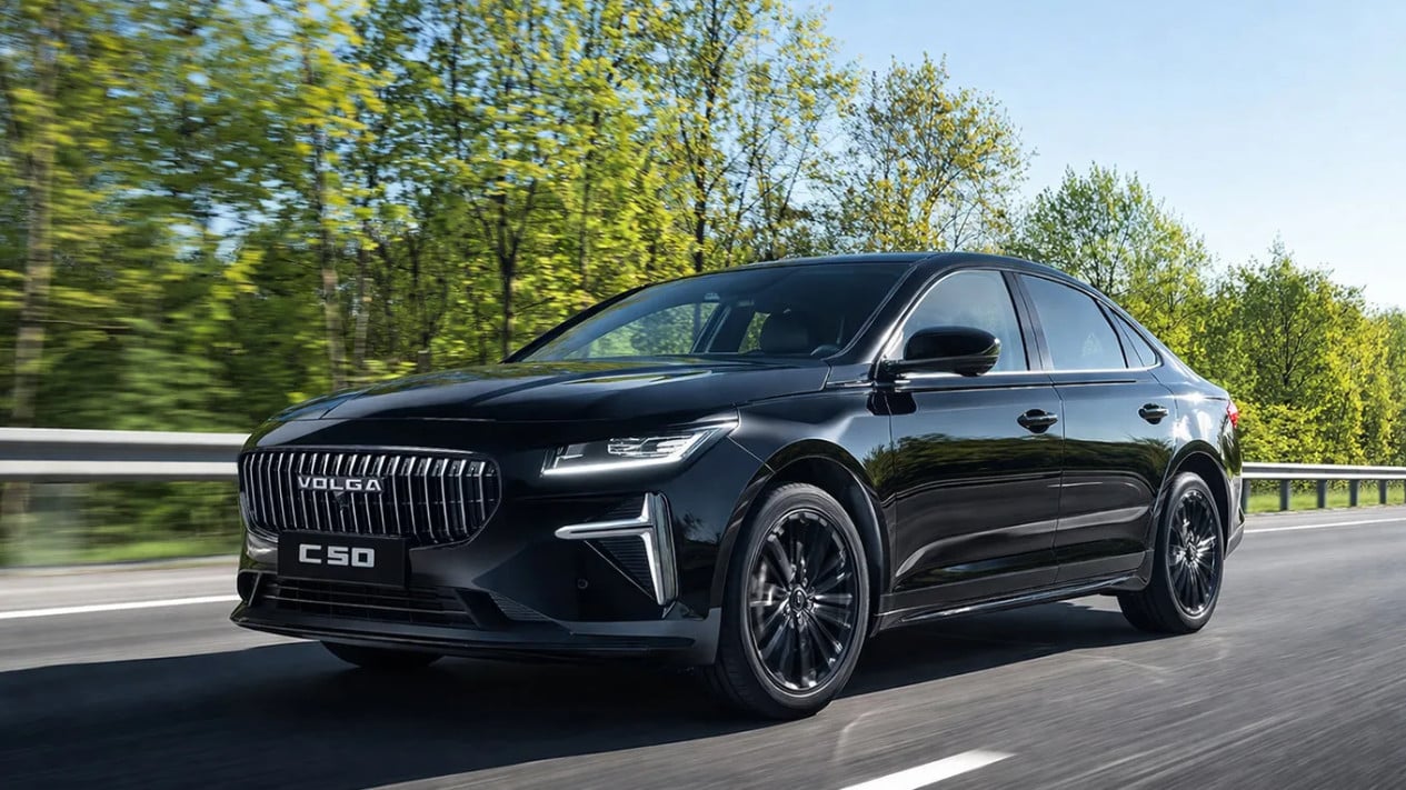 Mobil Pejabat Era Uni Soviet Kini Buatan China