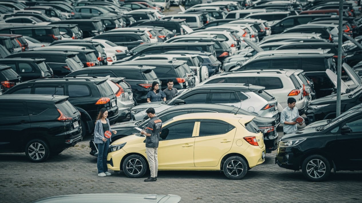 Lelang Mobil Bekas Masih Dikuasai “Raja-Raja Lama”, EV Baru Coba Nyalip