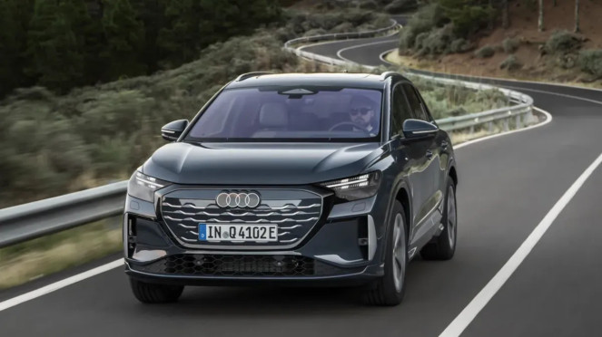 Mobil SUV Crossover Mewah Ini Hadir dengan Penyegaran Desain