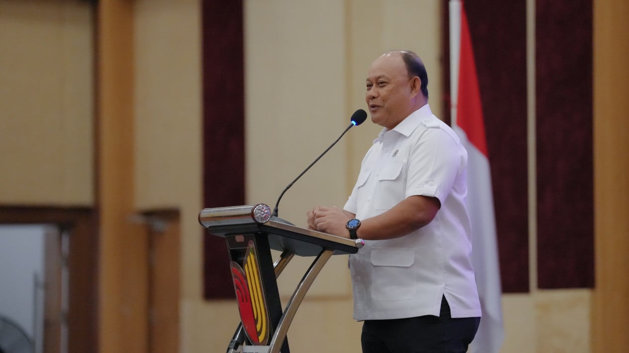 Mengintip Mobil Pribadi Dadan Hindayana yang Tak Lagi Jadi Kepala BGN