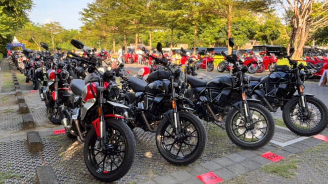 Ratusan Motor Ducati Ramaikan Jalanan Pulau Bali