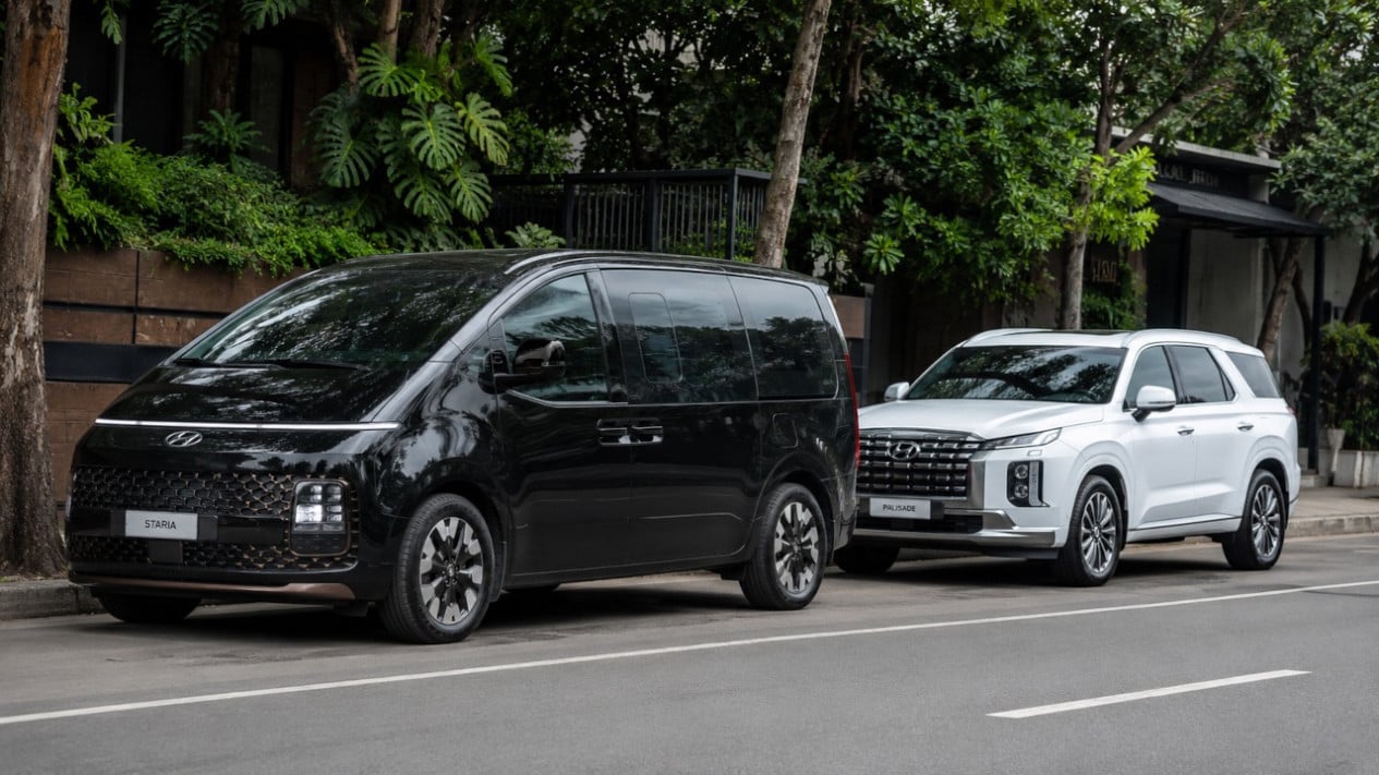 Hyundai, Hyundai Palisade, Hyundai Staria, Harganya Mirip, Lebih Worth It Beli Hyundai Palisade atau Staria?