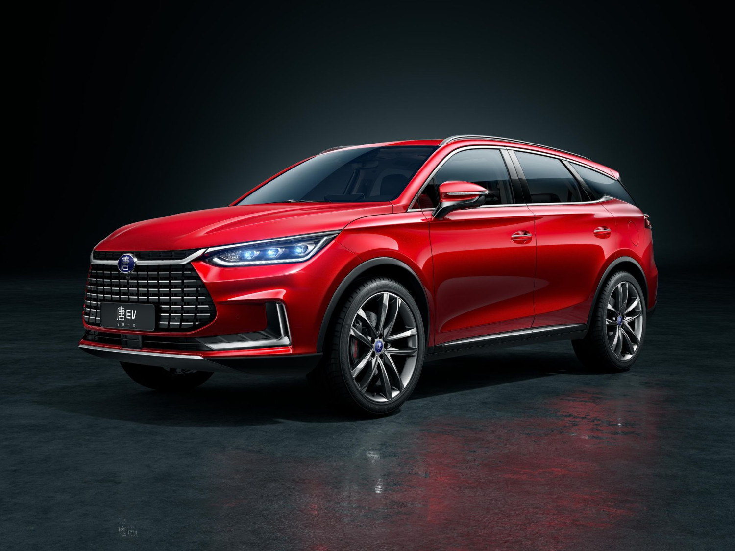 BYD, BYD Tang, BYD Has An Explanation For The EV Motor Hanging Out Of This Tang