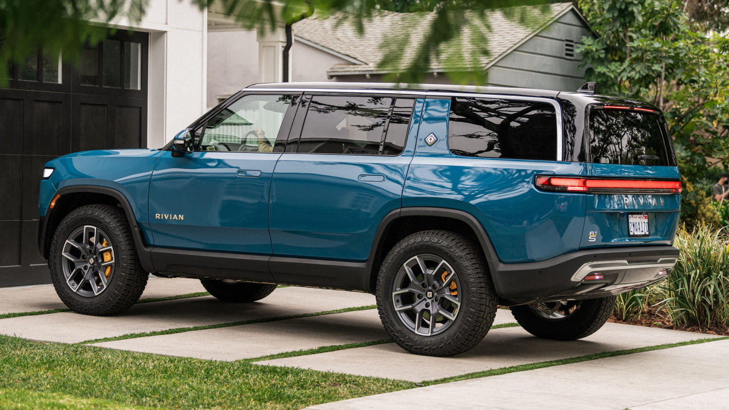Feds Step In After A Broken Bolt Sent Two Rivian R1S SUVs Swerving Across Lanes