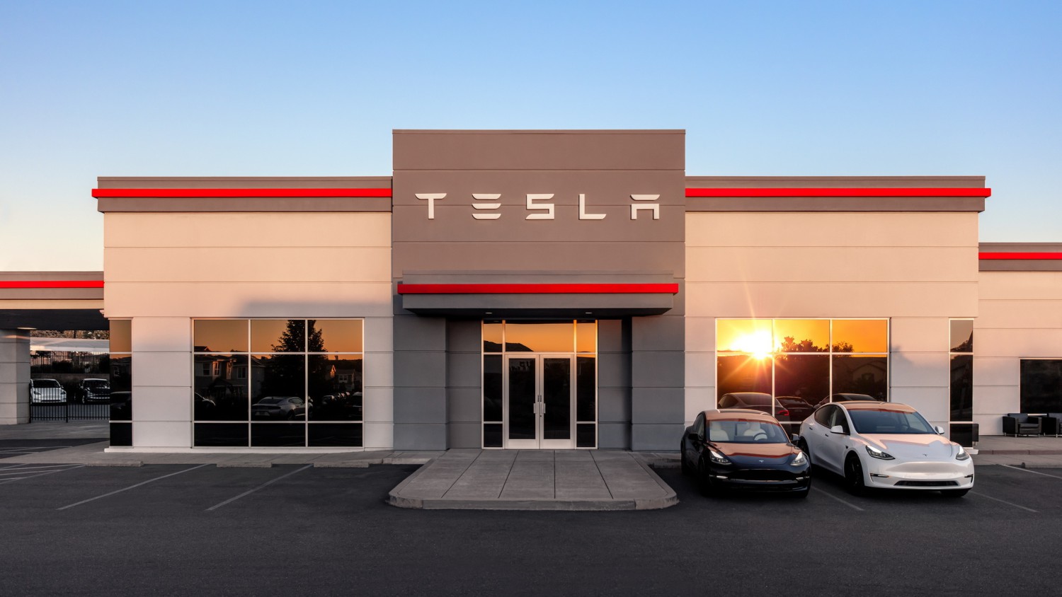 Tesla Claims It Isn’t A Car Manufacturer So It Can Sell Its Cars In North Dakota