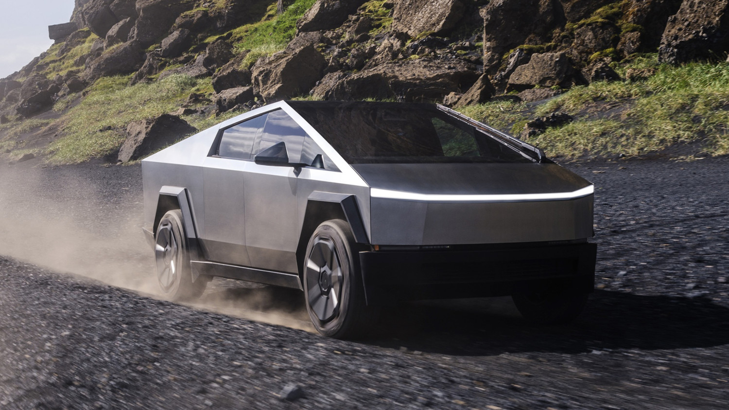 Tesla, Tesla’s Flagship Truck Was Down 51% In Q4 If You Count It Honestly