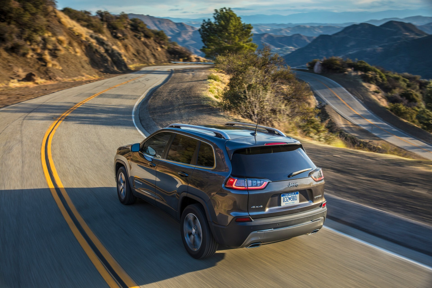 Jeep’s Cherokee Recall Brings Back A Problem Owners Thought Was Gone