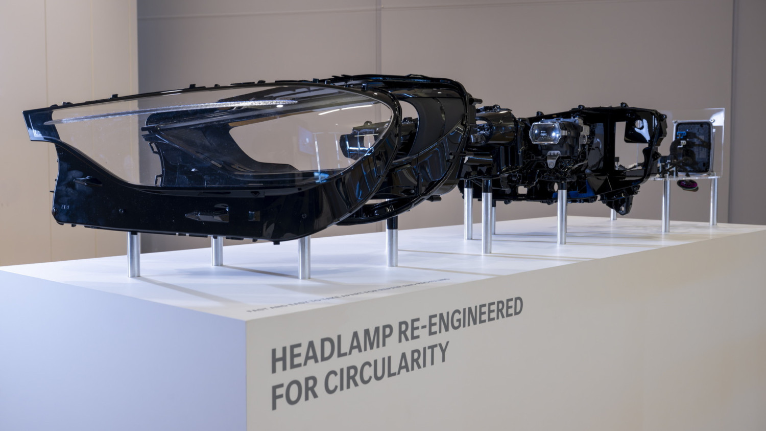 Insurers Are Done Tossing $1,430 Headlights Over One Cracked Lens