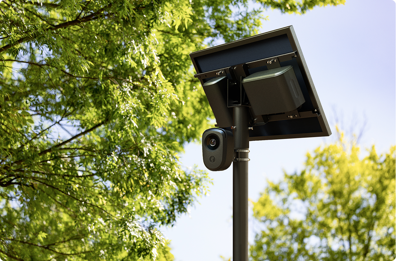 A 77-Year-Old Florida Retiree Found A Way To Beat Flock Cameras Without Touching Them
