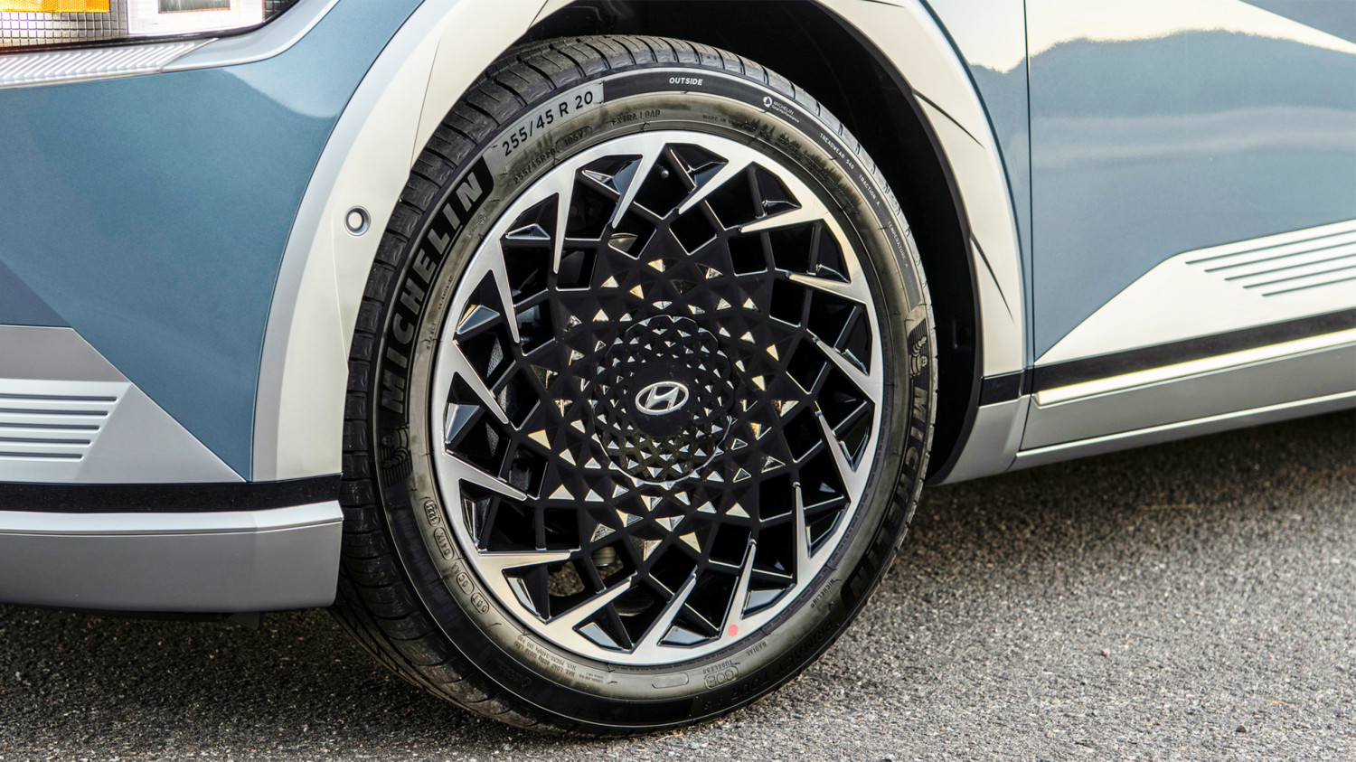 America’s Gen Z Says It Can Change A Tire, Nobody Else Agrees