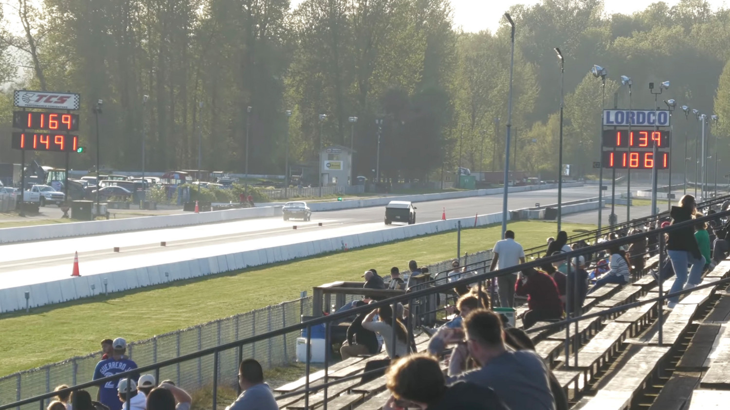 Cybertruck, Chevy, The Cybertruck Hit 118 MPH In The Quarter Mile, A 56-Year-Old Chevy Still Beat It