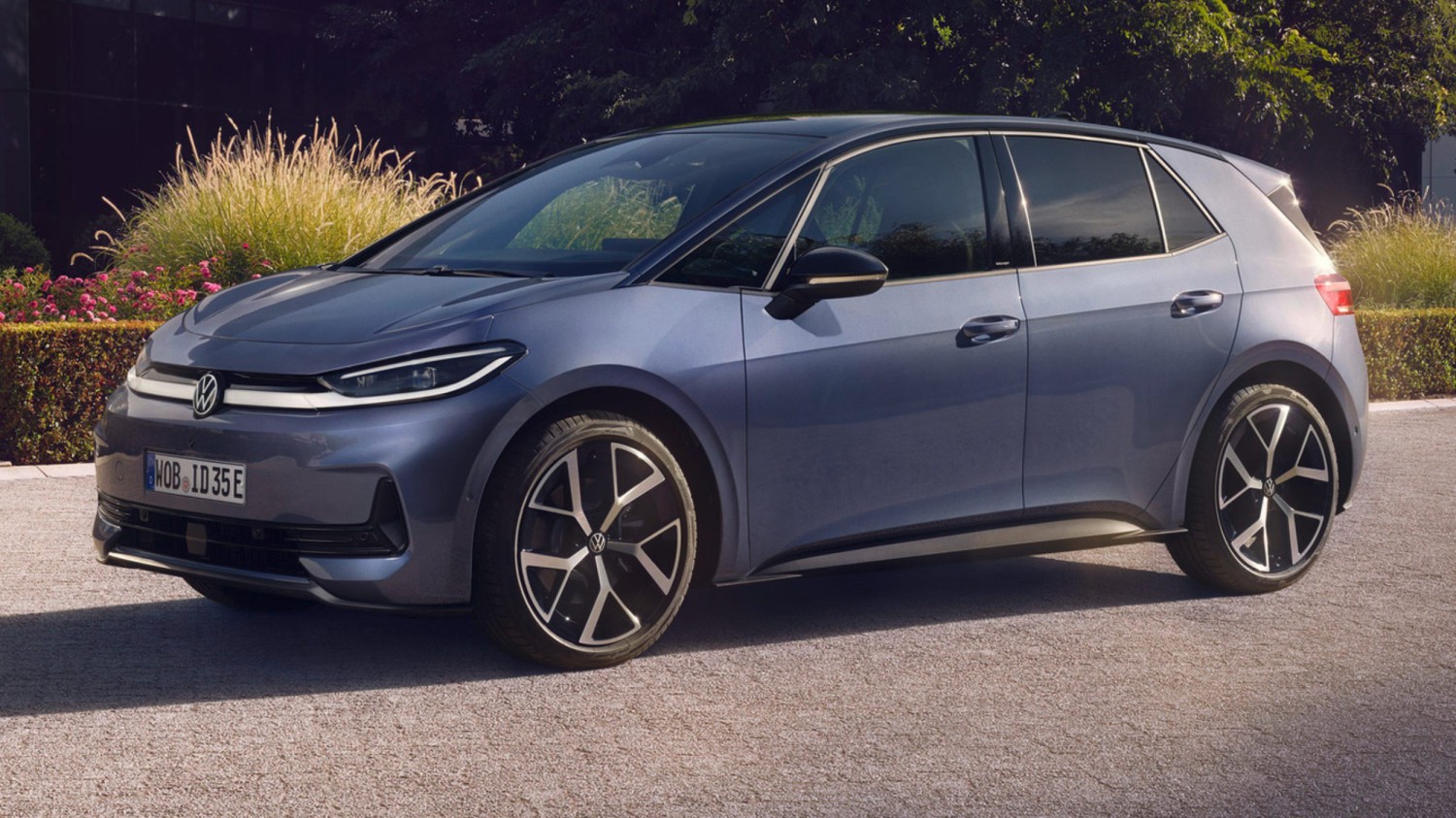 VW Ruled China For 25 Years, Now Young Buyers Call It Their Parents’ Car