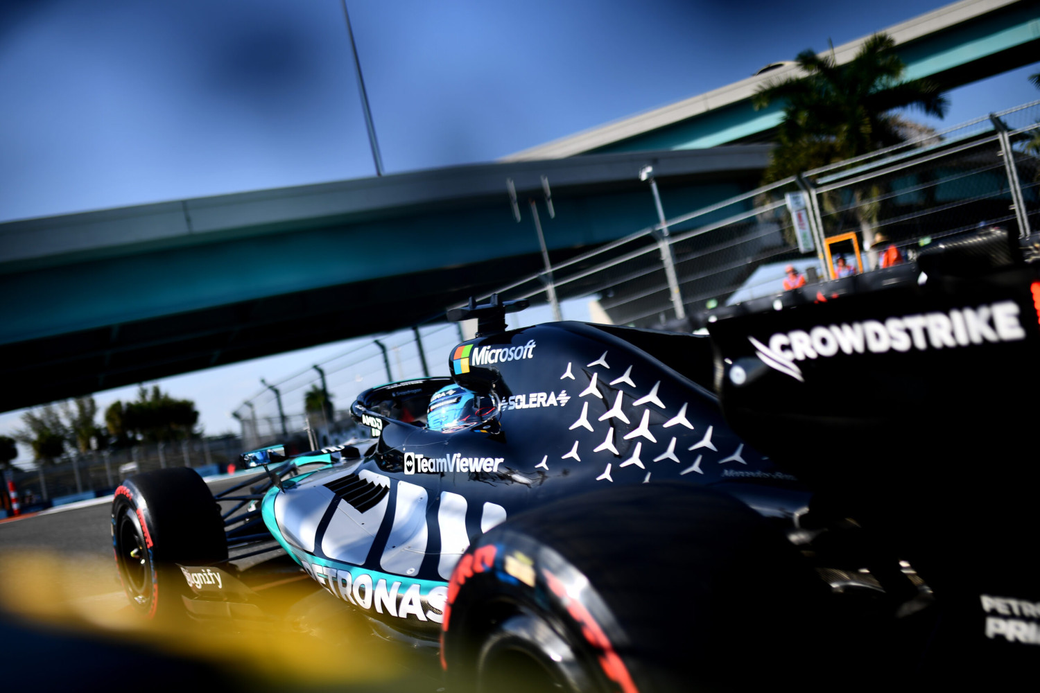 F1 Wants To Trade Its Hybrid V6 Future For The Sound Of A V8