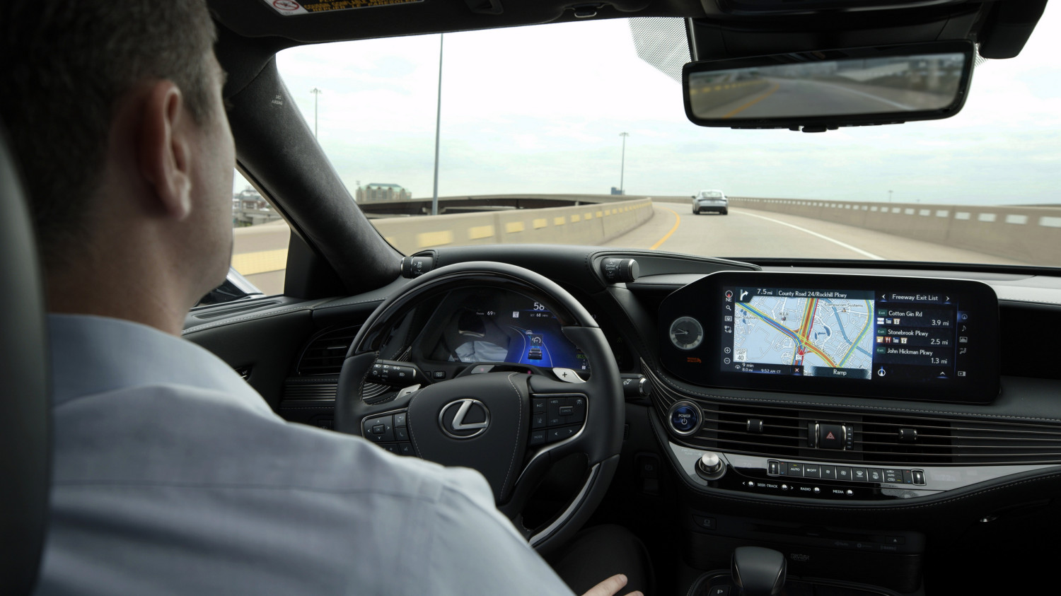 Toyota and Lexus Don’t Have A Super Cruise Competitor, Is That A Mistake?