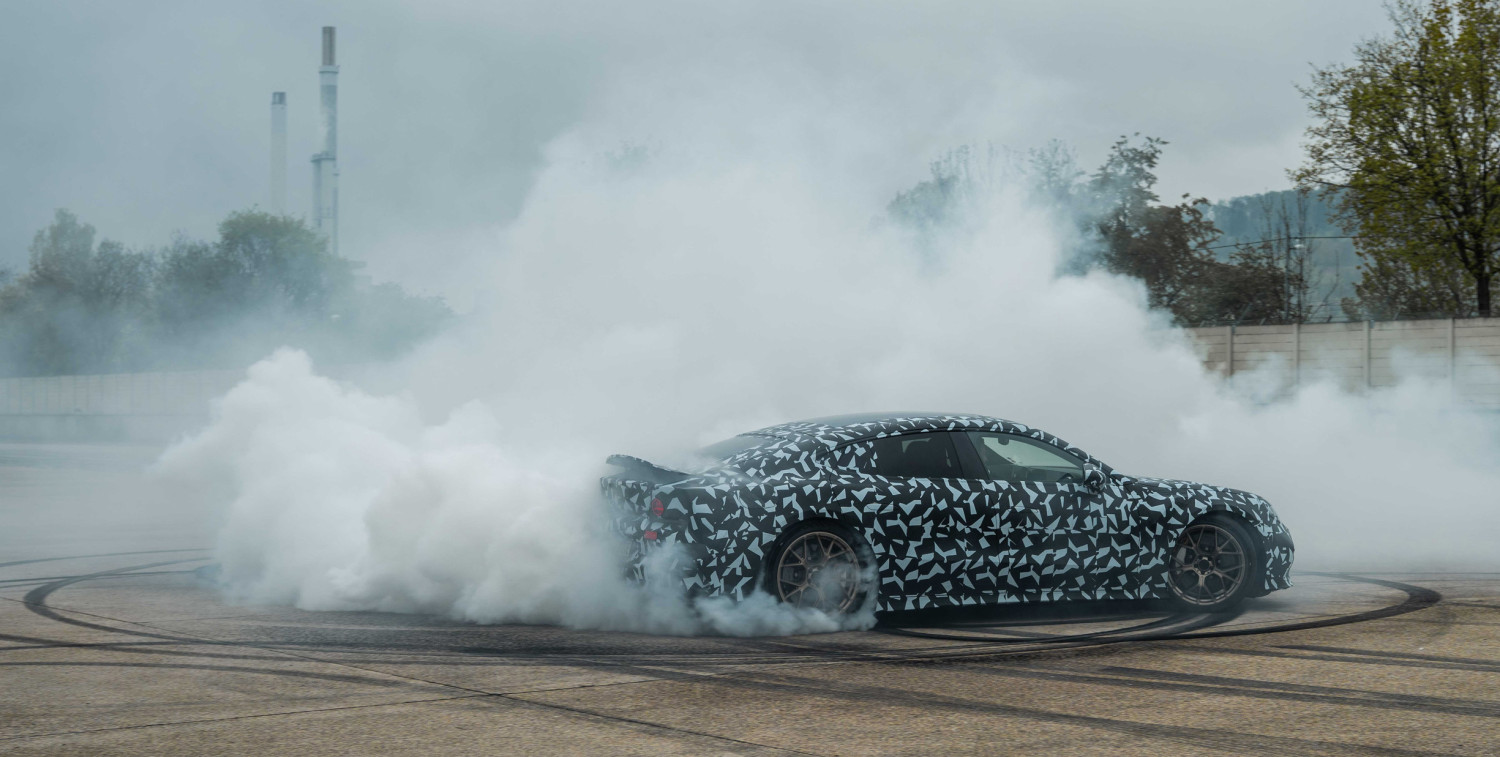 AMG’s New Electric GT Fakes Its V8 Noises Better Than Dodge’s Charger Daytona