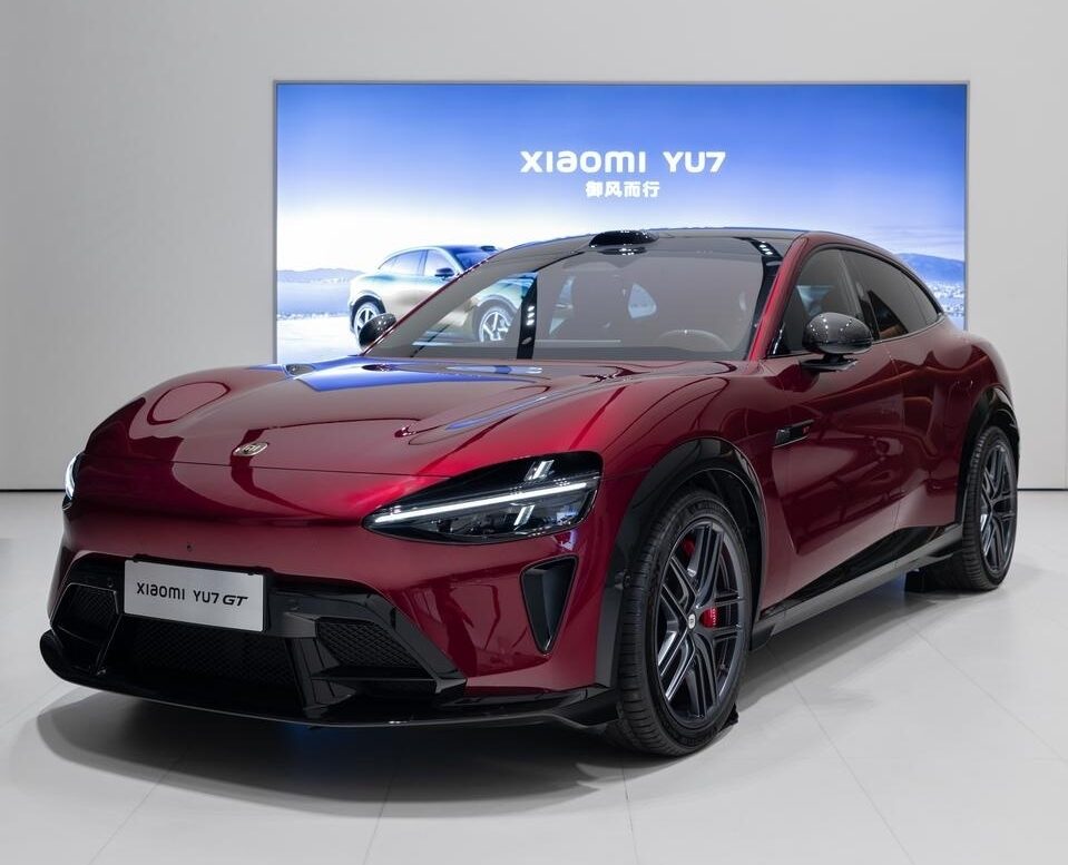 Think You Could Beat This Driverless Xiaomi Around The Ring? You Might Be Right