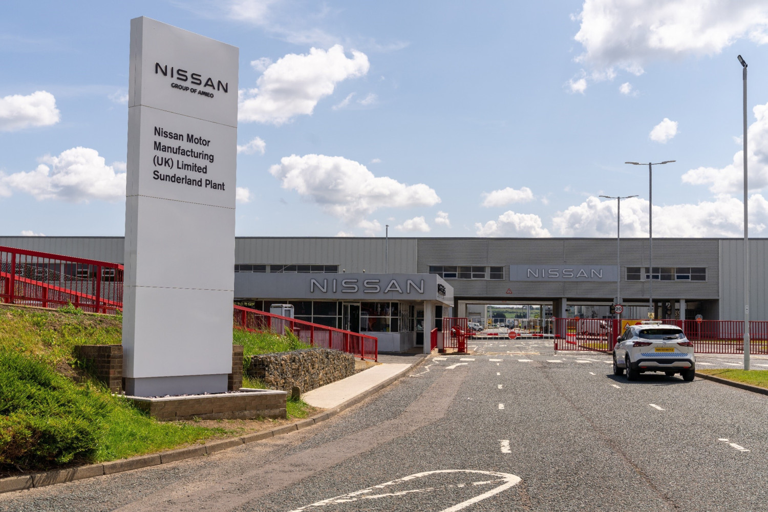 Nissan Might Build A Chinese Rival’s Cars Using Its Own UK Workers