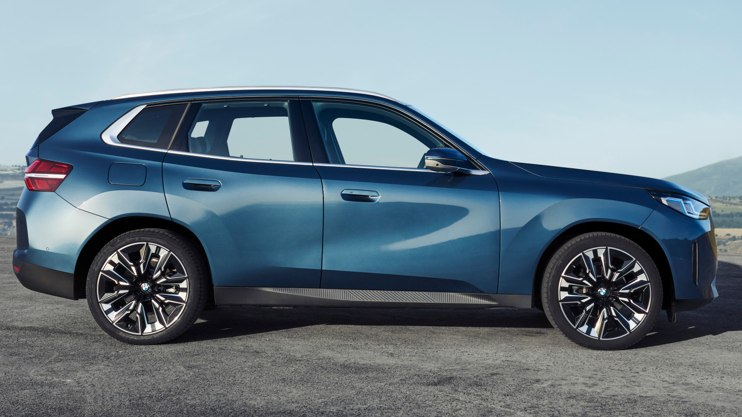 13 American BMW X3s’ Steering Might Not Steer