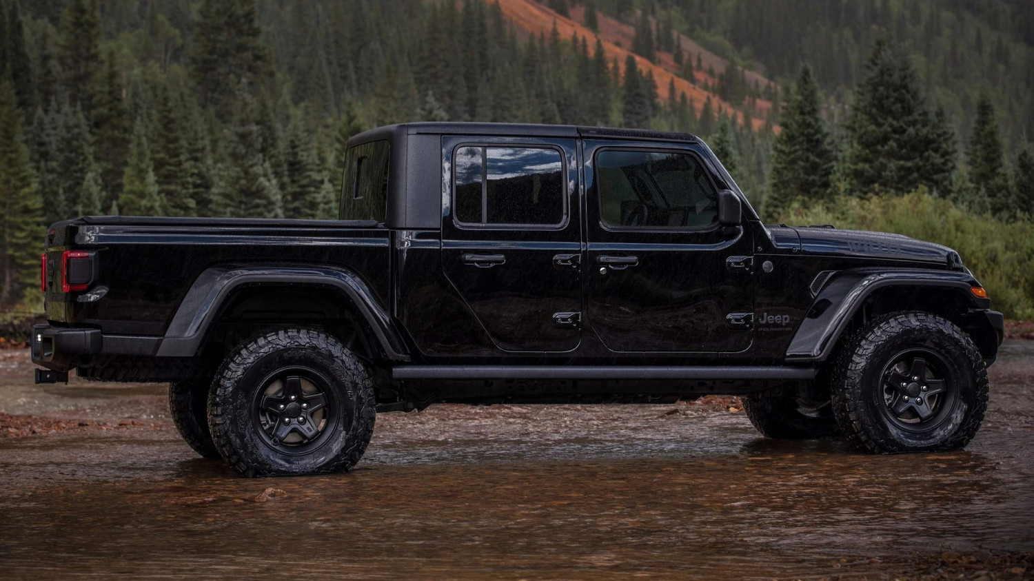 One Family’s Gladiator Fire Case Hits Court As A Million-Jeep Recall Looms