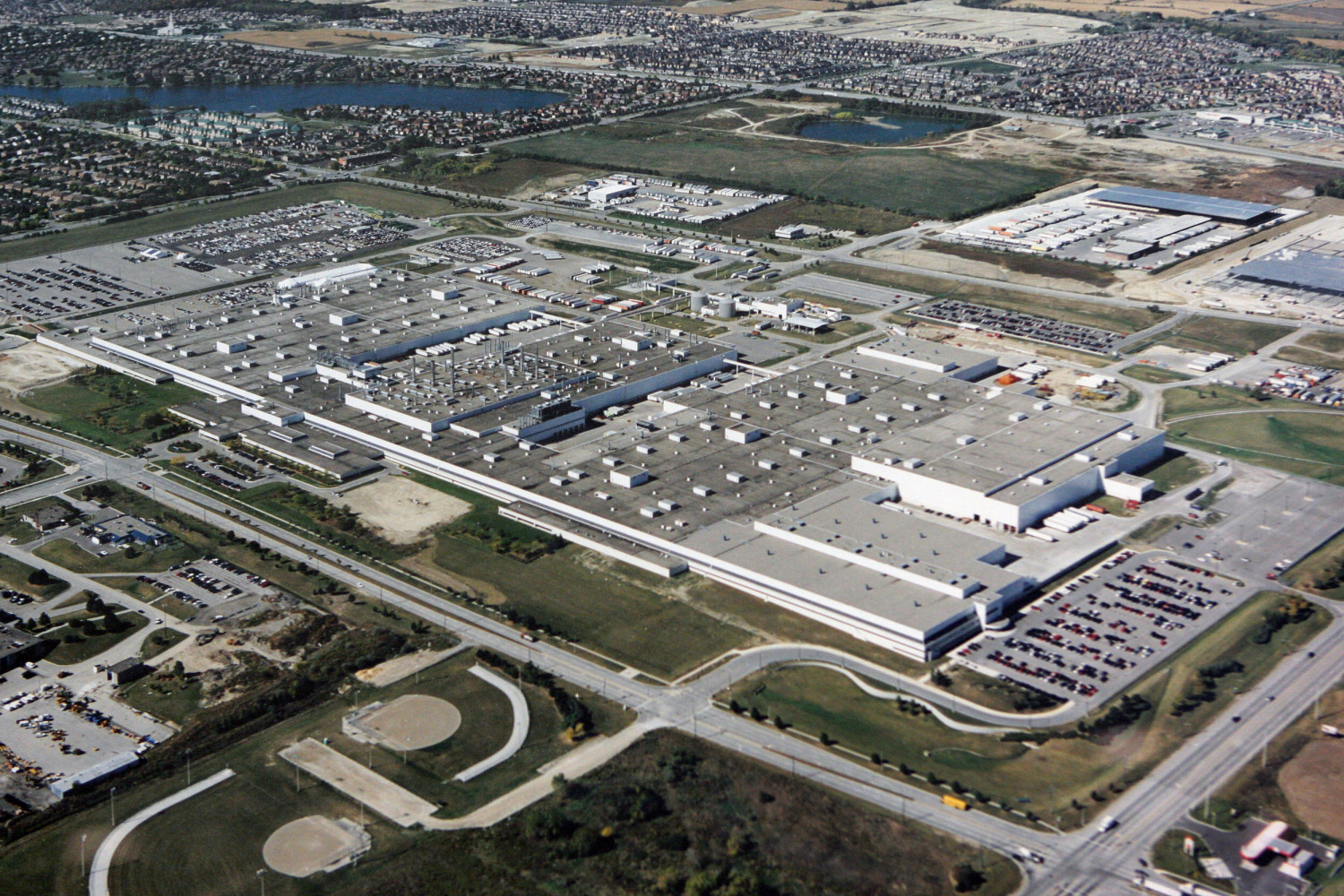 Stellantis Wants To Sell Canadian Plant, Infuriating Union