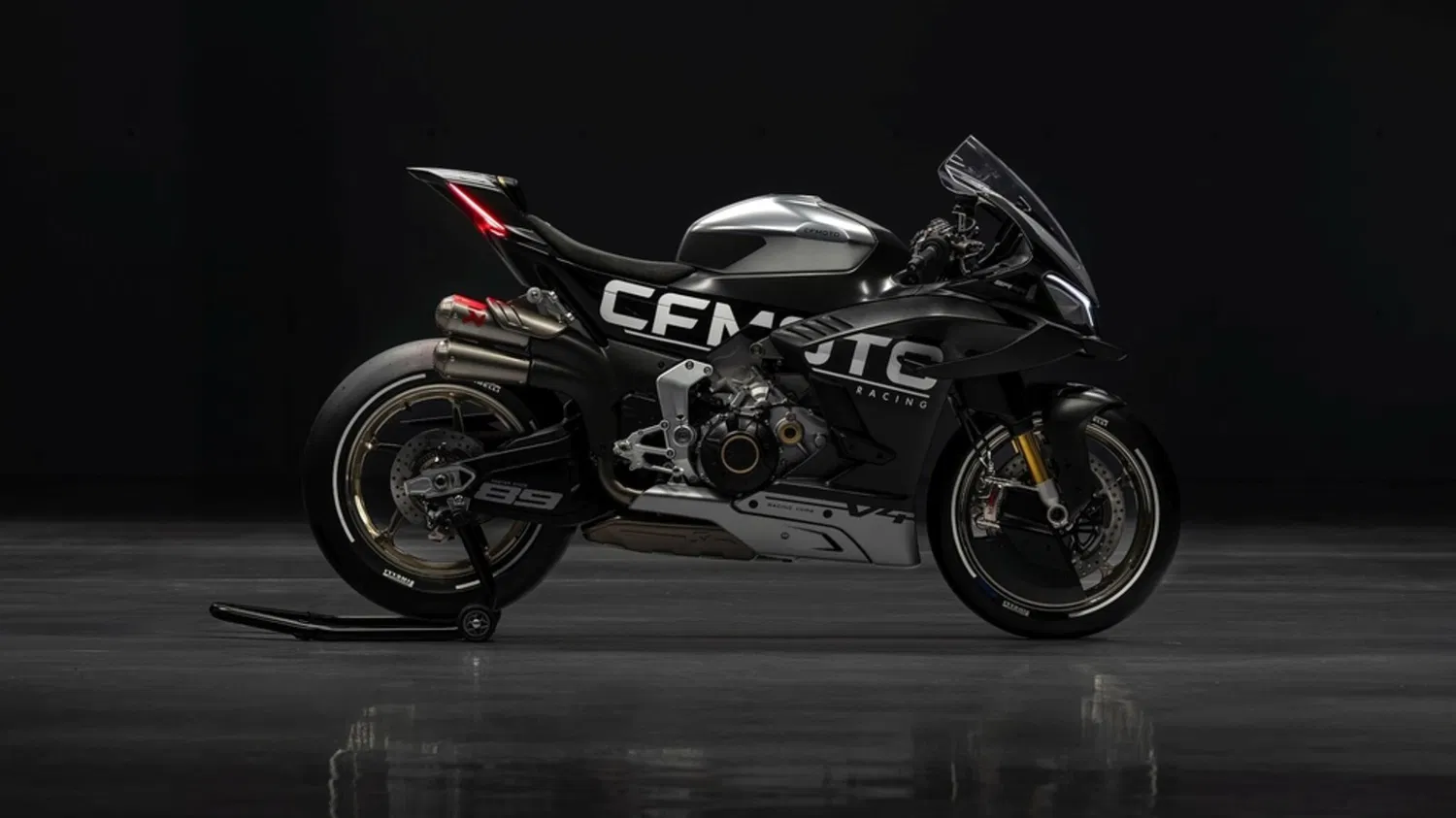 CFMoto V4 SR-RR Superbike Prototype with 210hp++ Incoming