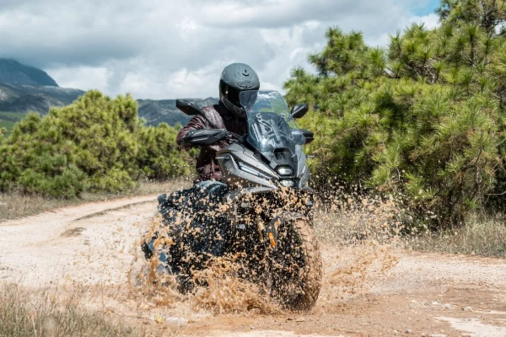 2026 Voge SR450X Debuts