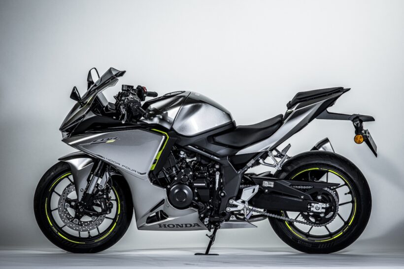 Honda CB400 Super Four E-Clutch Concept, Honda CBR400R Super Four E-Clutch Concept Dilancarkan di Osaka Motorcycle Show 2026