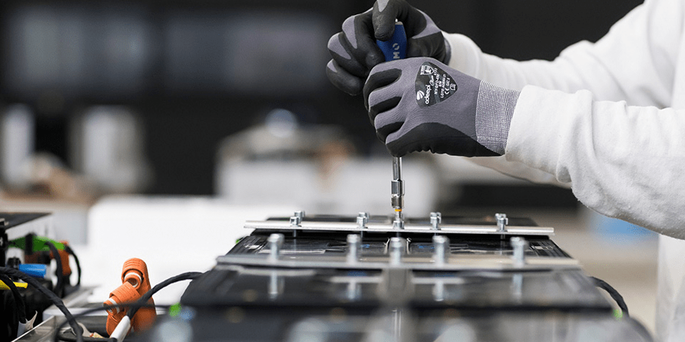 ‘Constant’ physical pressure could ‘double’ battery lifespan, new study finds