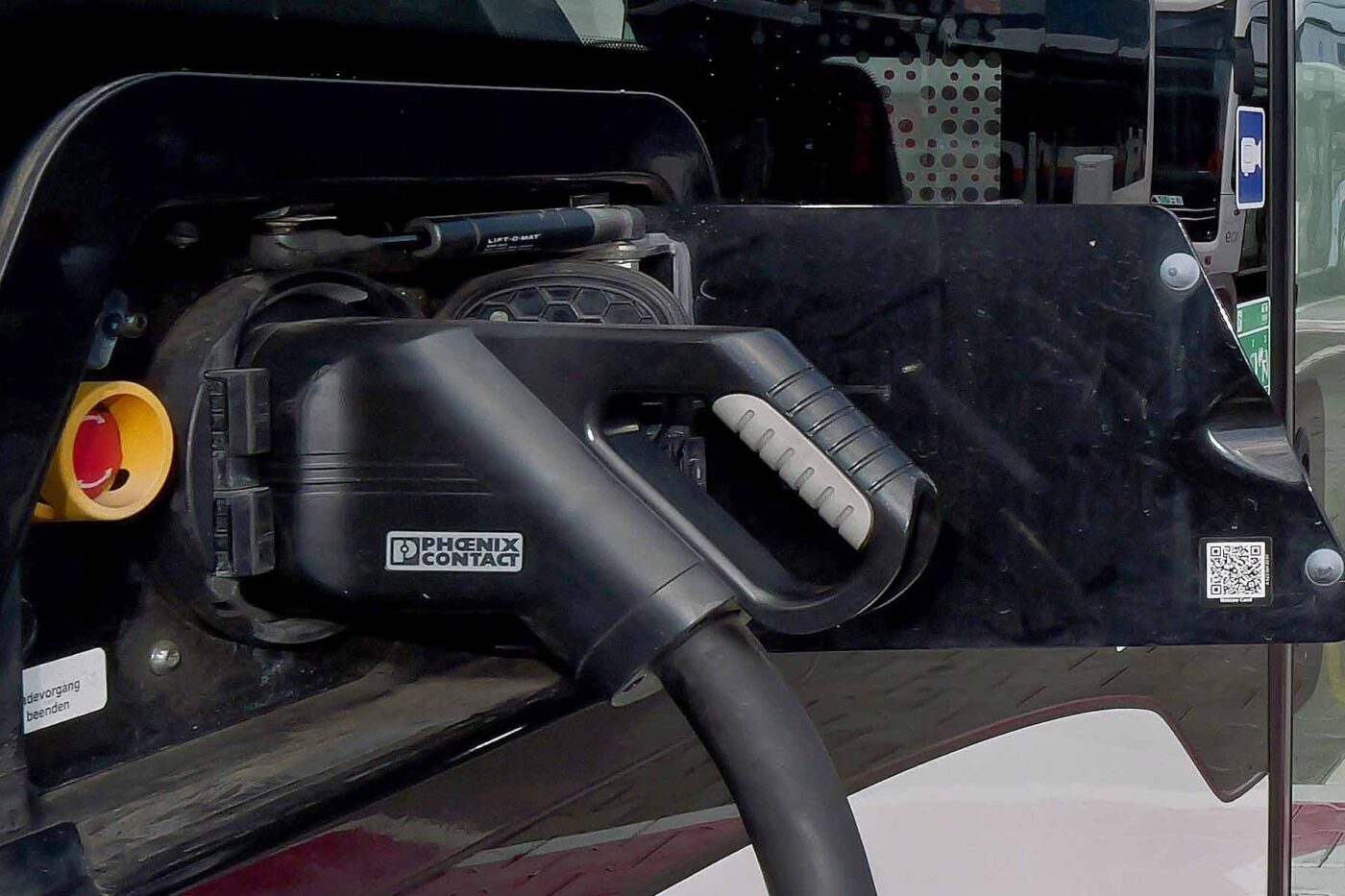 Daimler Buses to invest €200m in service network