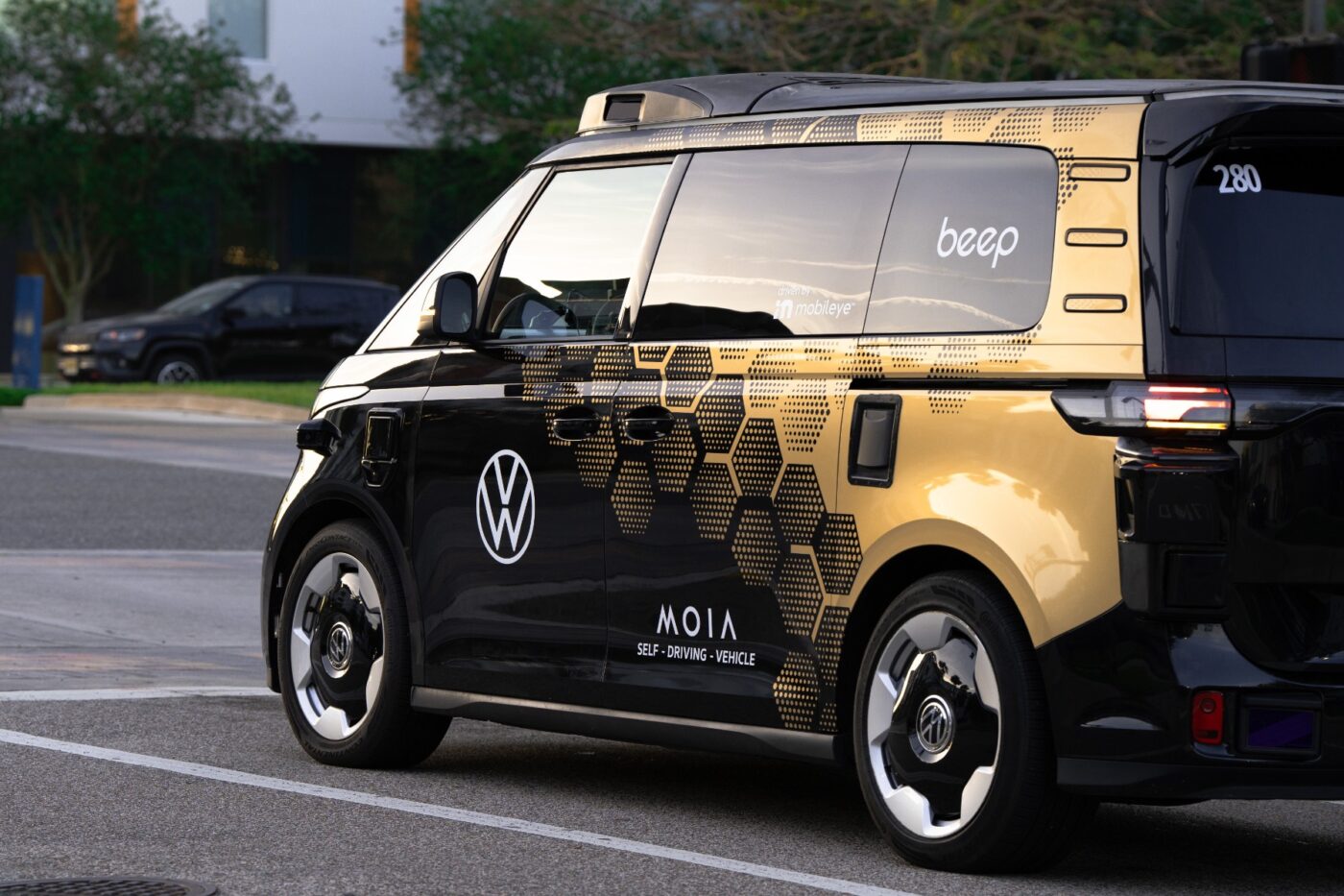 VW subsidiary Moia expands autonomous shuttles to Orlando