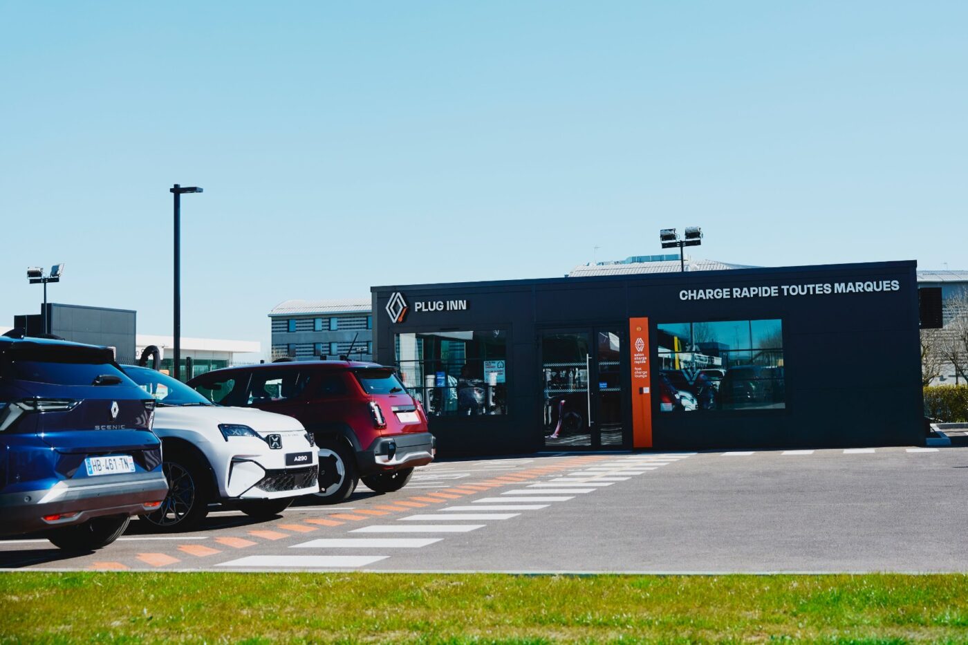 Renault Group bundles charging activities under new ‘Plug Inn’ brand