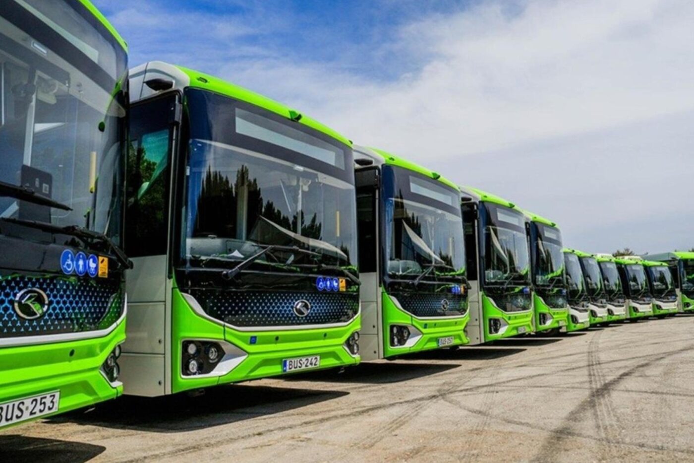 Malta adds 40 electric buses and launches autonomous shuttle trials