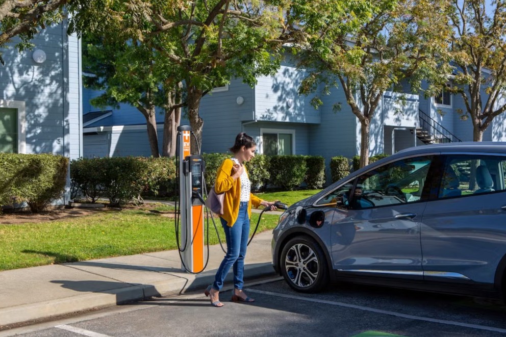 ChargePoint and OBE Power plan 2,500 chargers for multifamily housing
