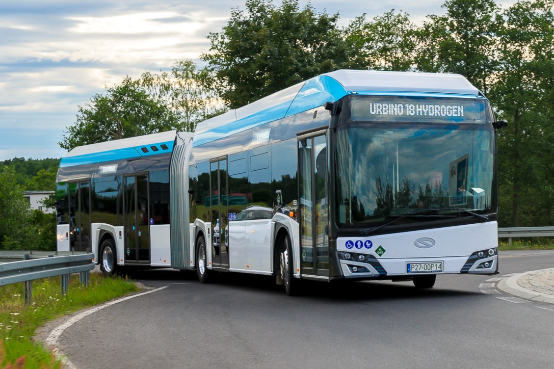 Ballard to supply fuel cell modules for new Solaris H2 bus