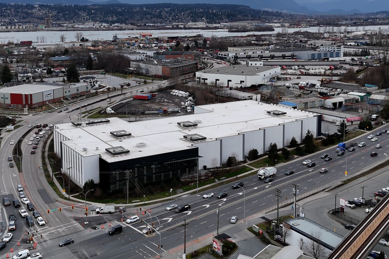 Moment Energy opens new second-life facility in Vancouver